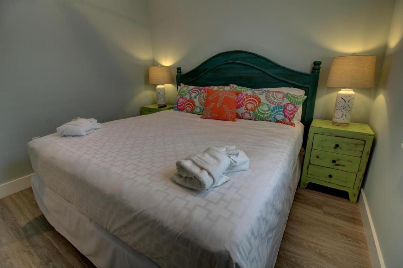 Villa Beacon Quarters By Kees Vacations à Corolla Extérieur photo